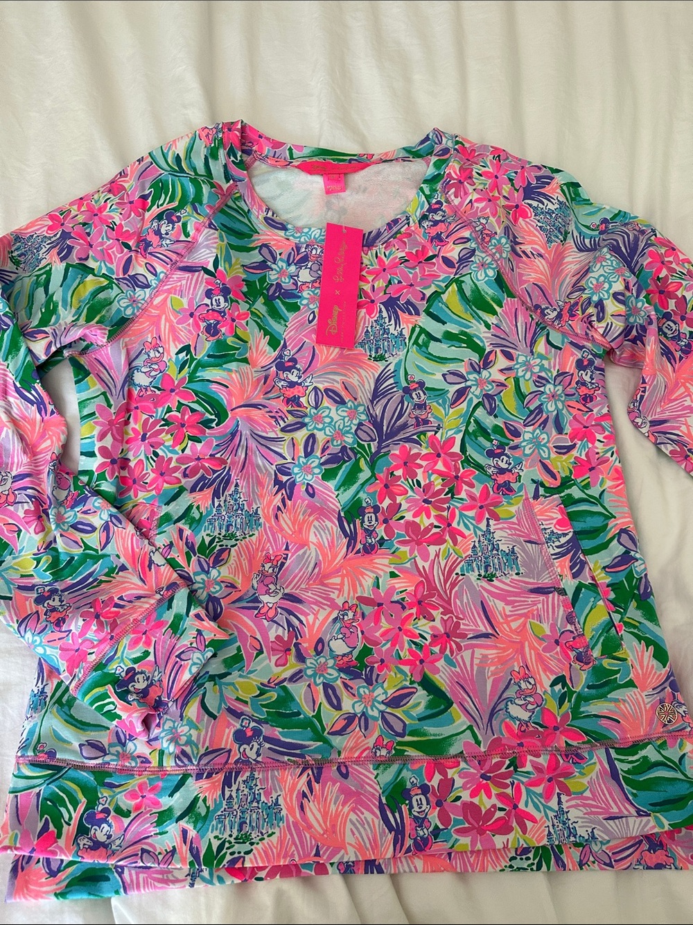 Disney + Lilly Pulitzer, Beach Comber Pullover, Disney Dreamin, Size M, NWT